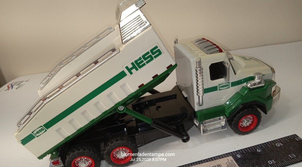 2017 Hess Dump Truck Toy White Green Working Lights Sounds NO LOADER